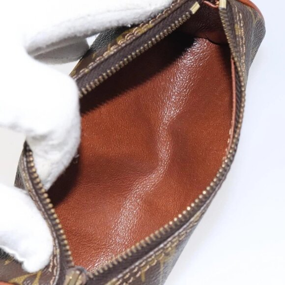 LOUIS VUITTON Monogram Papillon Pouch LV Auth BD2167 - Picture 12 of 16